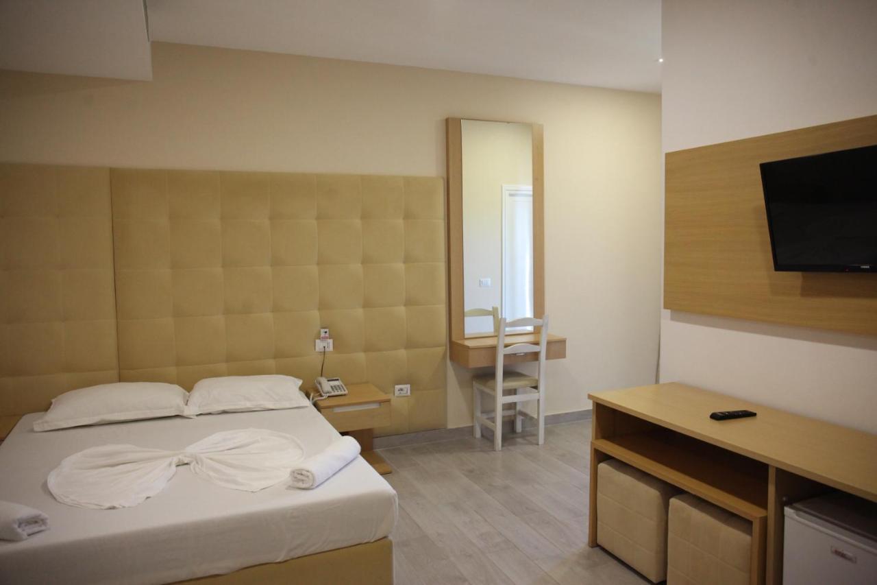 Freskia Resort Velipojë Exterior foto